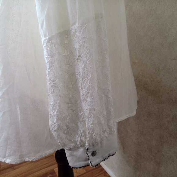 NWOT Pol 100% cotton Button Down Solid, Lace White & Black White Trim Top - Picture 6 of 16